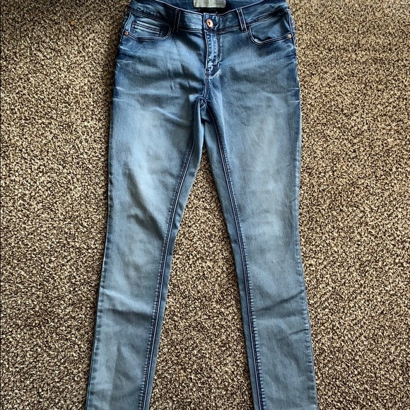 Washed Demin Jeans - Picture 2 of 3